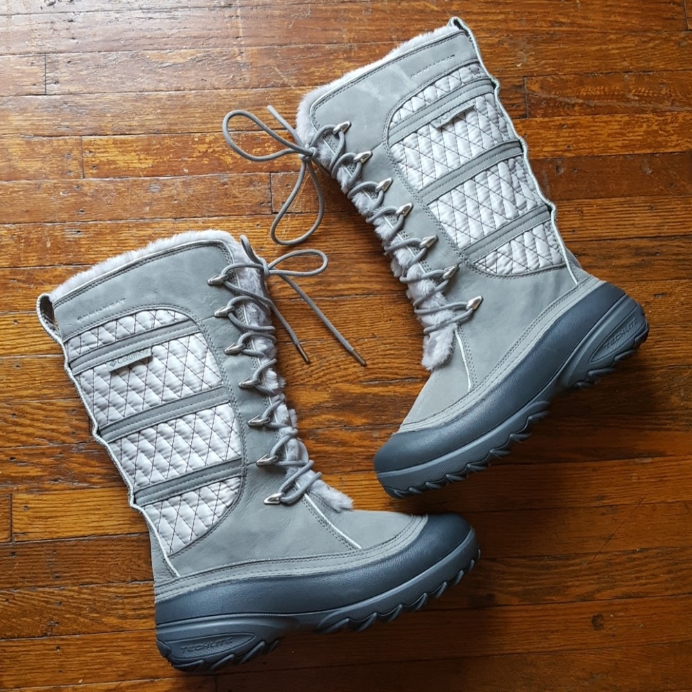 GORGEOUS Columbia omni-heat boots
